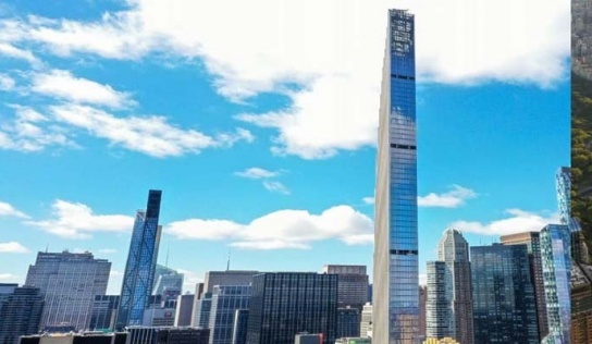 دنیا کی سب سے پتلی فلک بوس عمارت مکمل ہوگئی